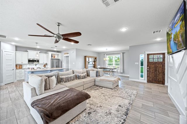 1580 County Road 614, Dayton, TX 77535