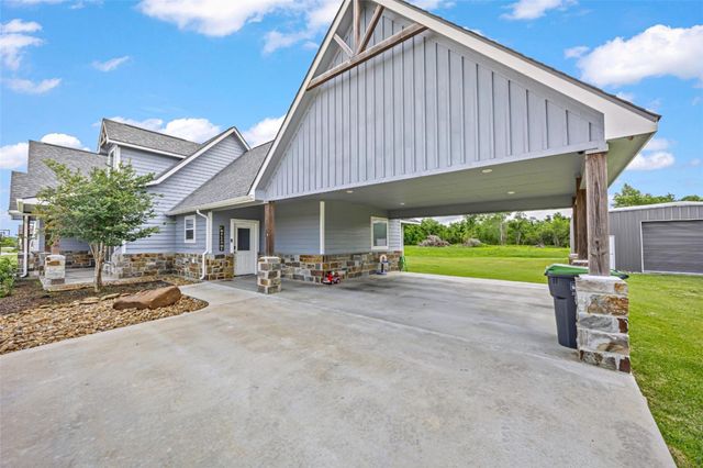 1580 County Road 614, Dayton, TX 77535