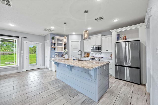 1580 County Road 614, Dayton, TX 77535