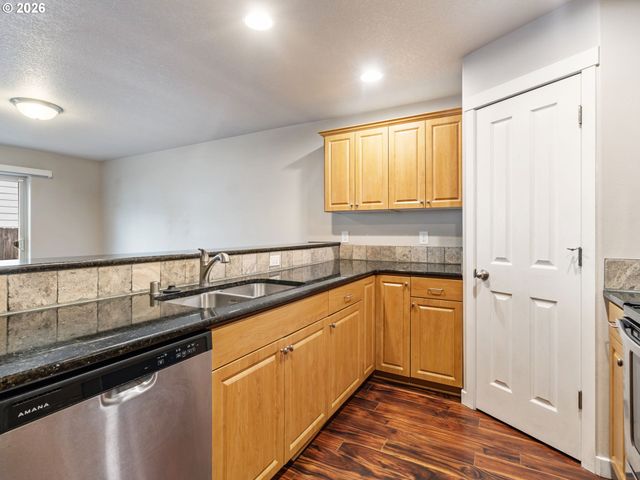 5616 Ne 74TH Ct, Vancouver, WA 98662