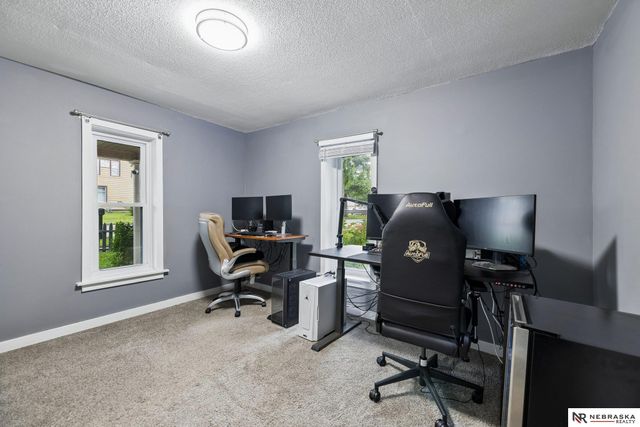 5210 Adams Street, Lincoln, NE 68504