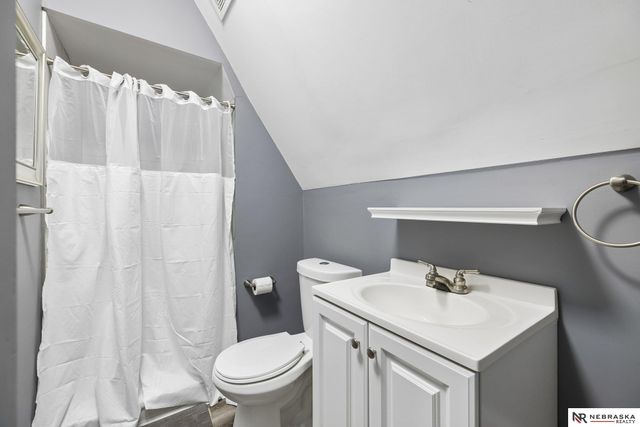 5210 Adams Street, Lincoln, NE 68504
