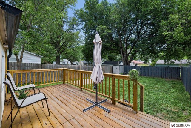 5210 Adams Street, Lincoln, NE 68504