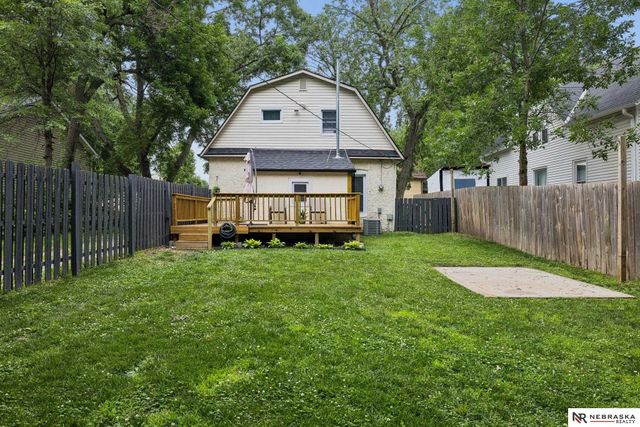 5210 Adams Street, Lincoln, NE 68504