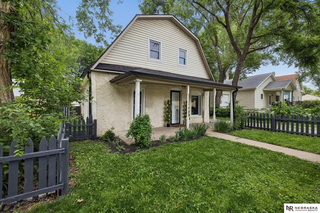 5210 Adams Street, Lincoln, NE 68504