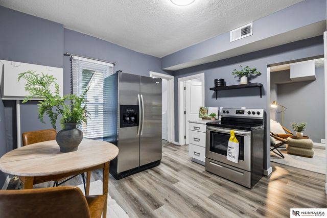 5210 Adams Street, Lincoln, NE 68504