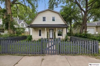 5210 Adams Street, Lincoln, NE 68504