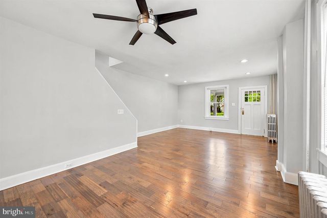 732 W RAILROAD AVE, Bryn Mawr, PA 19010