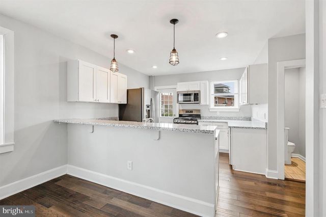 732 W RAILROAD AVE, Bryn Mawr, PA 19010