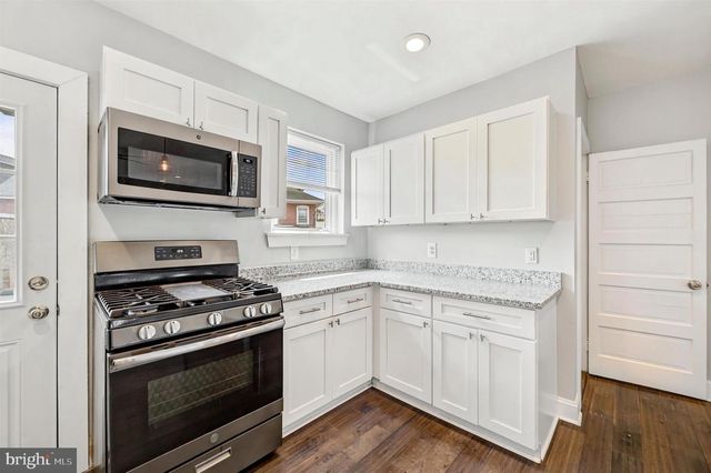 732 W RAILROAD AVE, Bryn Mawr, PA 19010