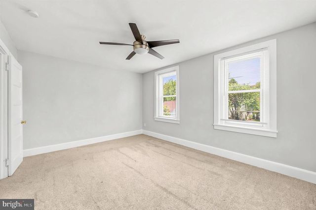 732 W RAILROAD AVE, Bryn Mawr, PA 19010