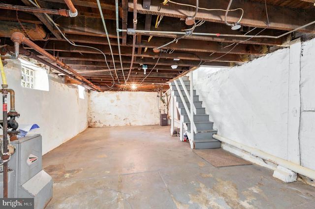 732 W RAILROAD AVE, Bryn Mawr, PA 19010