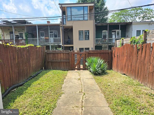 1253 CARROLLSBURG PL SW, Washington, DC 20024