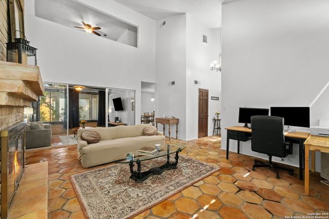 8909 Willmon Way, Windcrest, TX 78239