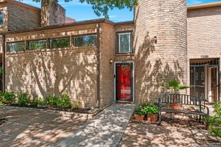 8909 Willmon Way, Windcrest, TX 78239