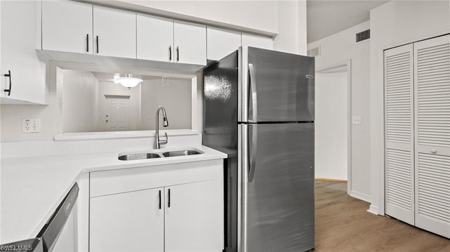 8407 Bernwood Cove LOOP # 501, Fort Myers, FL 33966