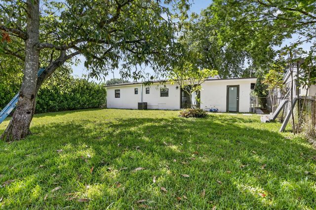 4329 SW 49TH Court, Dania Beach, FL 33314