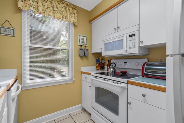 200 Stillwood Dr Unit 2, Pawleys Island, SC 29585