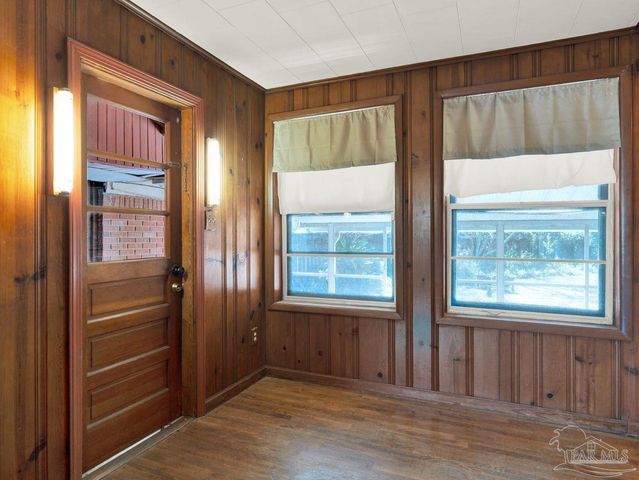 307 Lakewood Rd, Pensacola, FL 32507