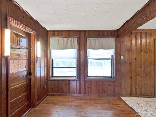 307 Lakewood Rd, Pensacola, FL 32507