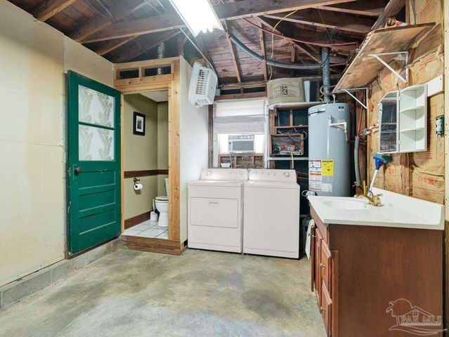 307 Lakewood Rd, Pensacola, FL 32507