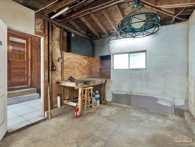 307 Lakewood Rd, Pensacola, FL 32507