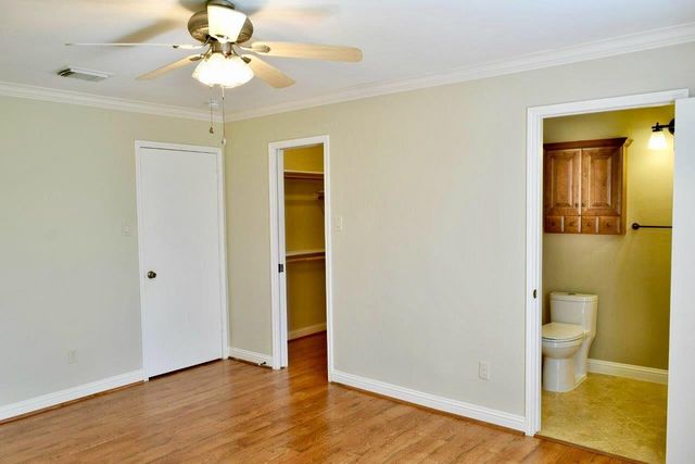 13723 Ella Lee Lane, Houston, TX 77077