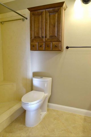 13723 Ella Lee Lane, Houston, TX 77077