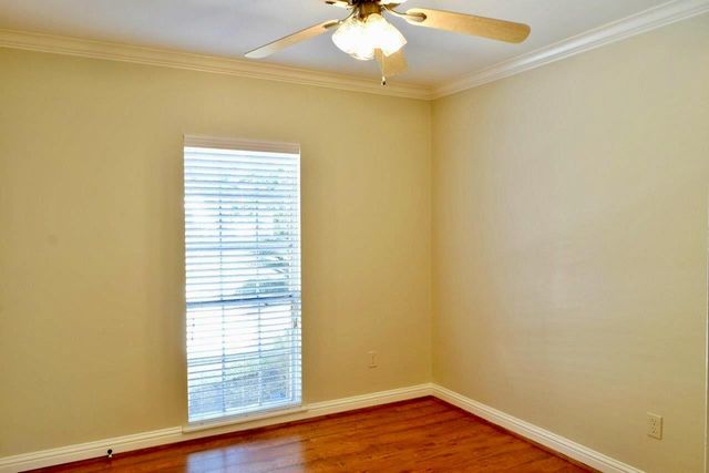 13723 Ella Lee Lane, Houston, TX 77077