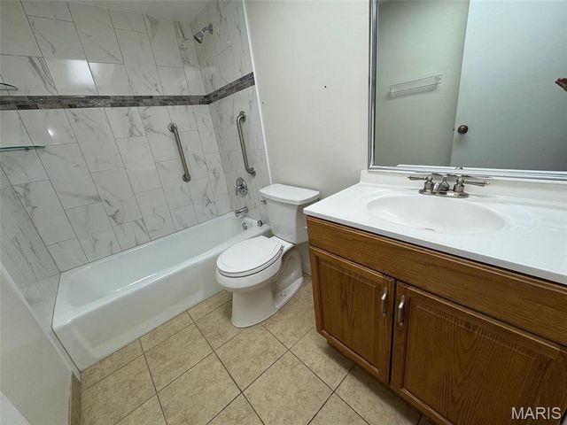13573 Coliseum Drive, Chesterfield, MO 63017