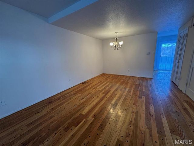 13573 Coliseum Drive, Chesterfield, MO 63017