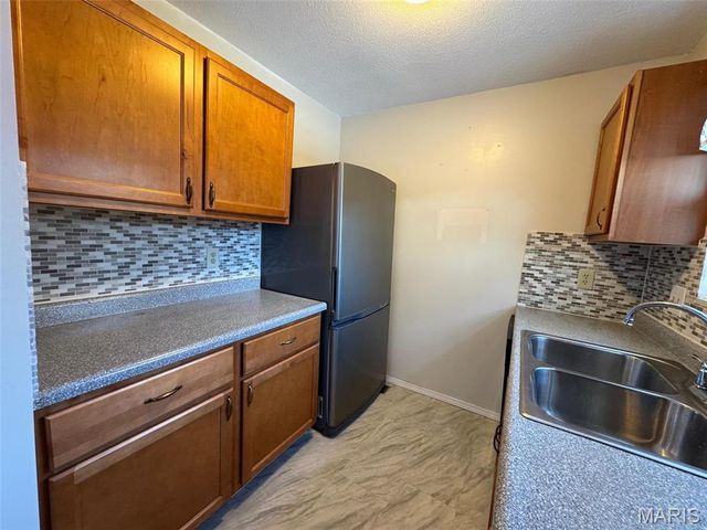 13573 Coliseum Drive, Chesterfield, MO 63017