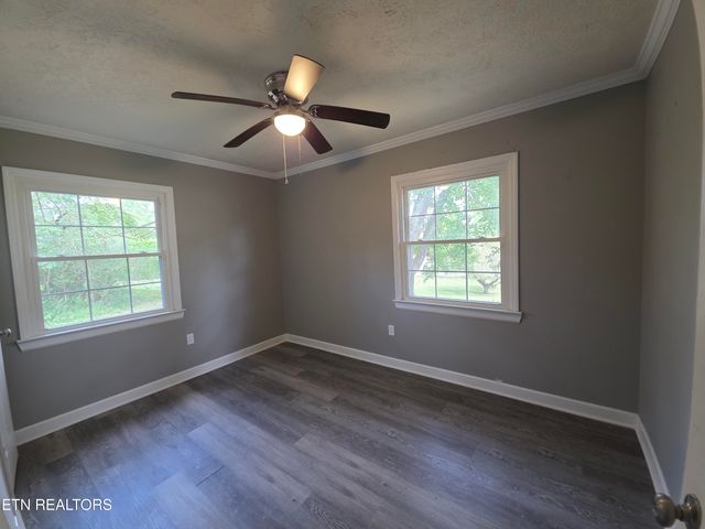 162 Andy Baird Drive, Lafollette, TN 37766
