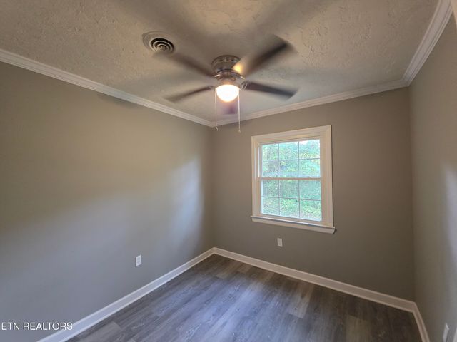 162 Andy Baird Drive, Lafollette, TN 37766