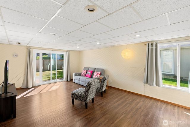 3657 SW 318th Street, Federal Way, WA 98023