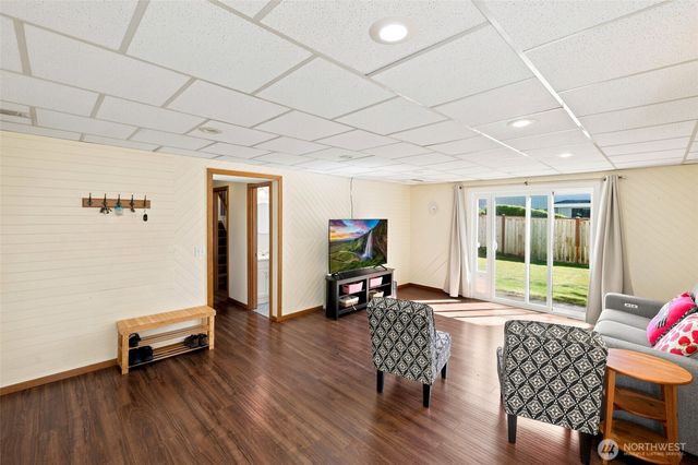 3657 SW 318th Street, Federal Way, WA 98023