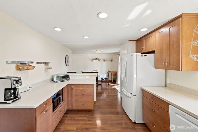 3657 SW 318th Street, Federal Way, WA 98023