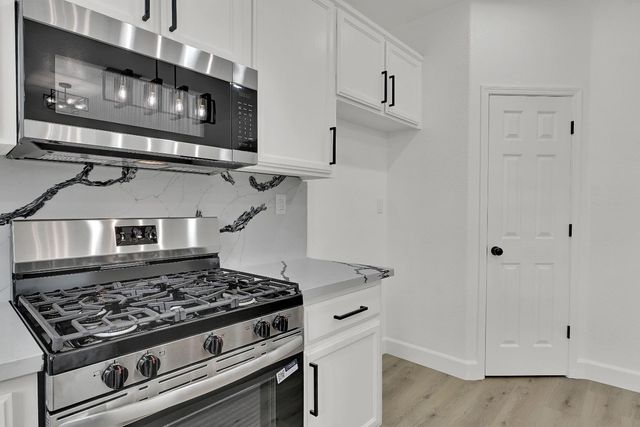 1302 Amaranth St, Plumas Lake, CA 95961