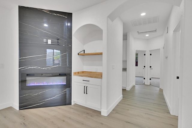 1302 Amaranth St, Plumas Lake, CA 95961