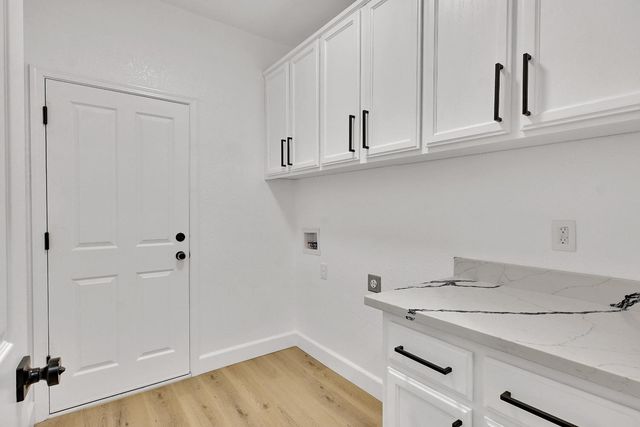 1302 Amaranth St, Plumas Lake, CA 95961