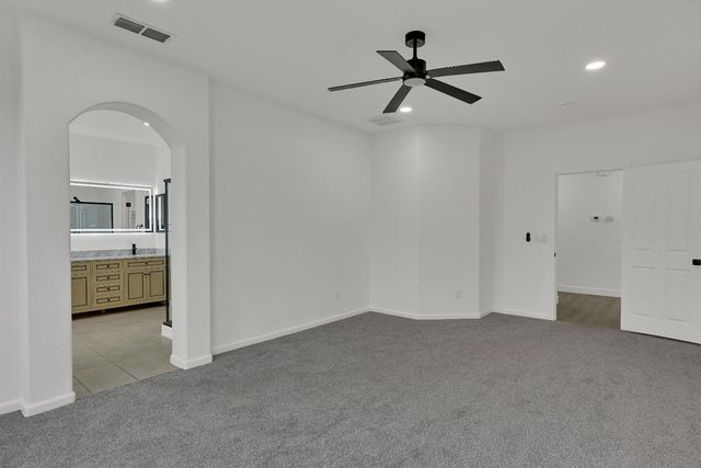 1302 Amaranth St, Plumas Lake, CA 95961