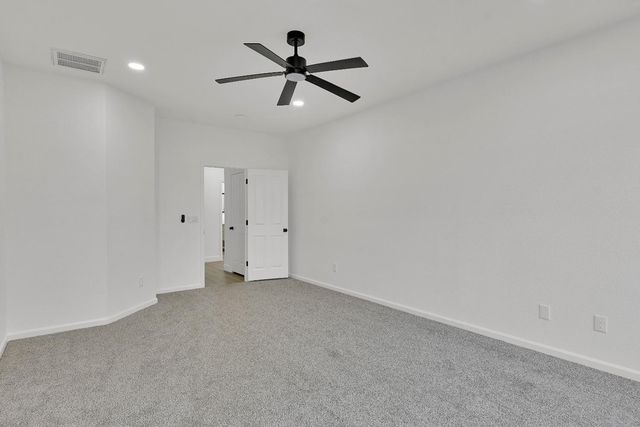 1302 Amaranth St, Plumas Lake, CA 95961