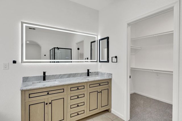 1302 Amaranth St, Plumas Lake, CA 95961