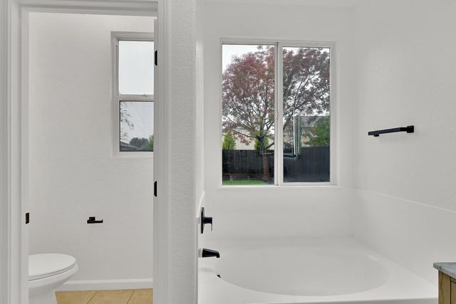 1302 Amaranth St, Plumas Lake, CA 95961