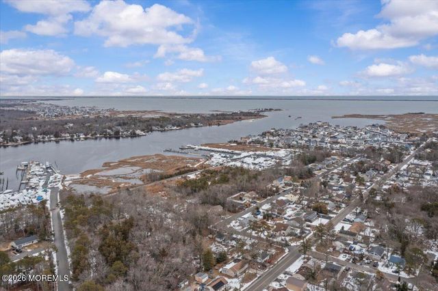 512 Clairmore Avenue, Lanoka Harbor, NJ 08734