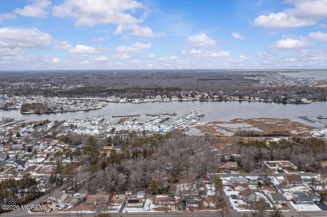 512 Clairmore Avenue, Lanoka Harbor, NJ 08734