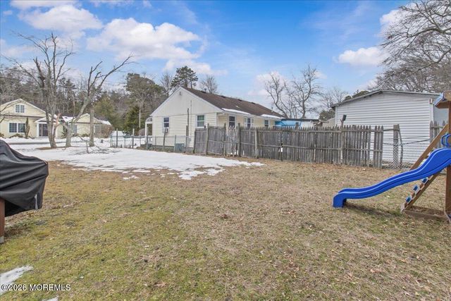 512 Clairmore Avenue, Lanoka Harbor, NJ 08734