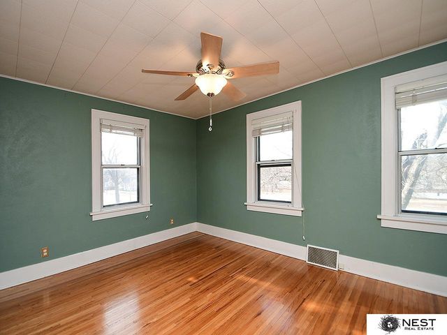 2140 S 33 Street, Lincoln, NE 68506