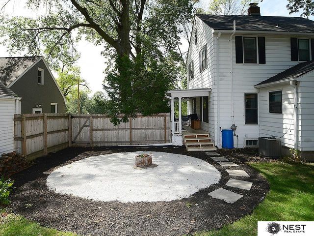 2140 S 33 Street, Lincoln, NE 68506