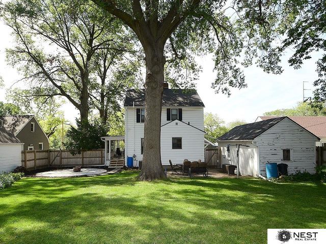 2140 S 33 Street, Lincoln, NE 68506